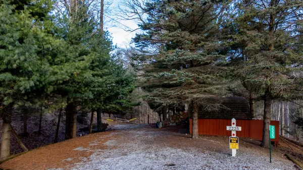 $679,000 | 2225 Apache Drive, Shelby, MI 49455