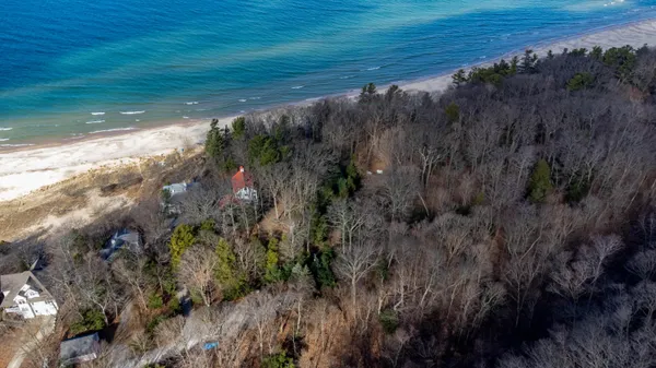 $679,000 | 2225 Apache Drive, Shelby, MI 49455