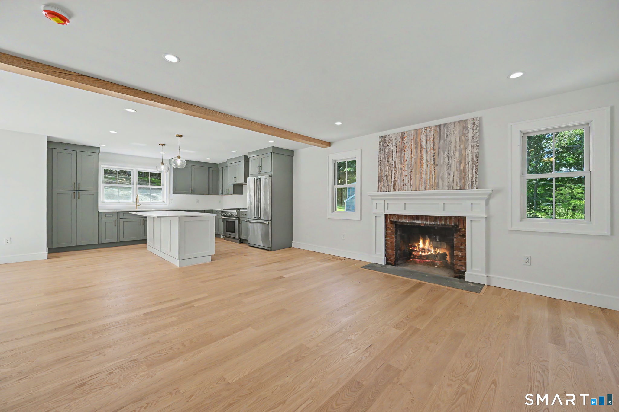 244 Minivale Road Stamford, CT 06907 - Photo 3 of 36