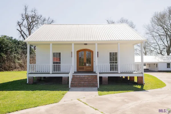 $499,900 | 59305 Bayou Road, Plaquemine, LA 70764
