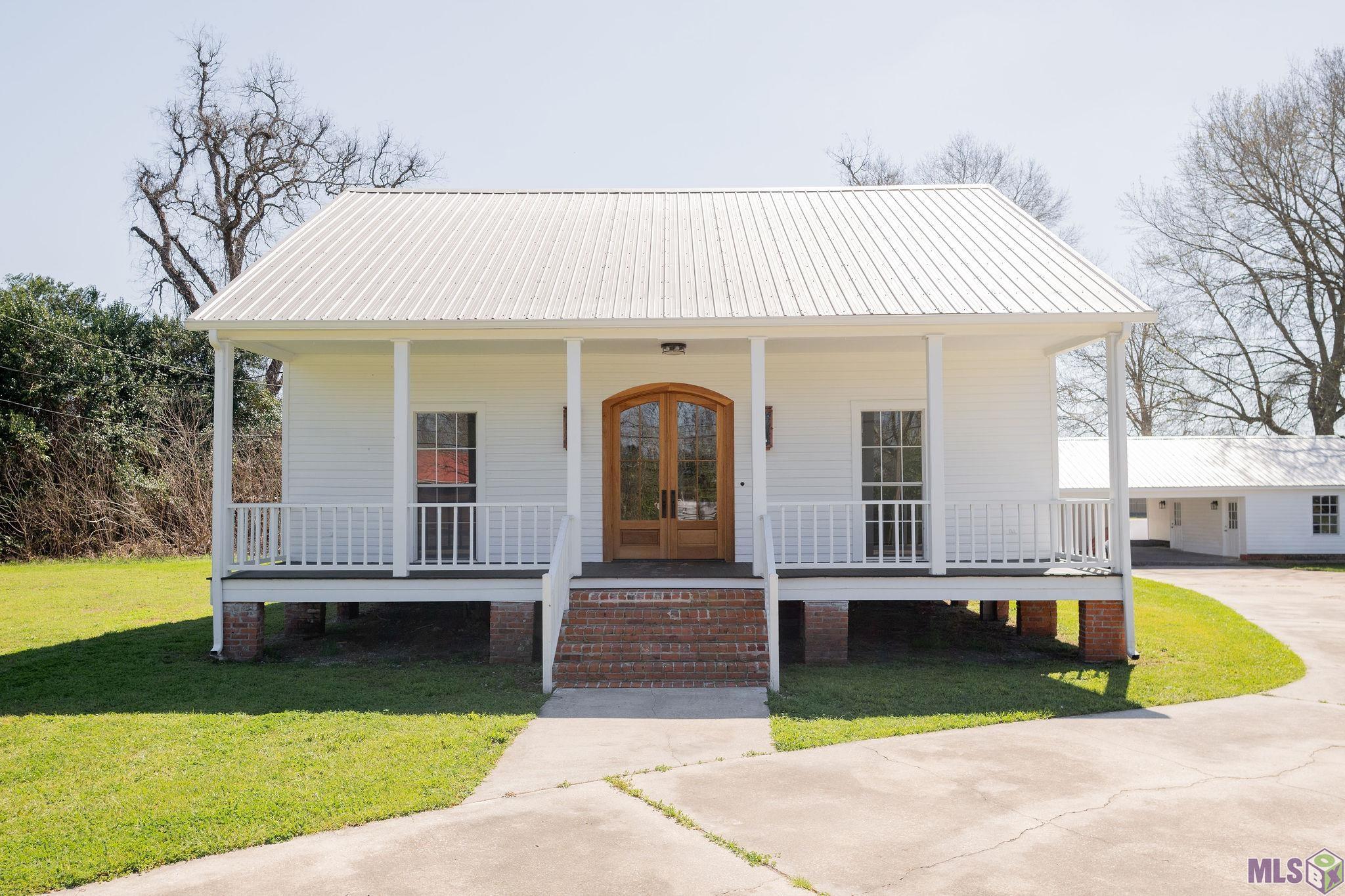 59305 Bayou Road Plaquemine, LA 70764 - Photo 1 of 30