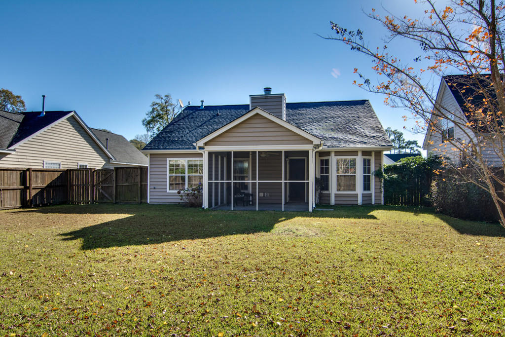 807 Bent Hickory Road Charleston, SC 29414 - Photo 23 of 26 Yard 3