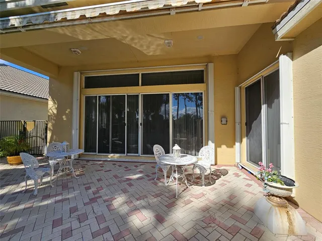 $875,000 | 10538 Northgreen Drive, Lake Worth, FL 33449