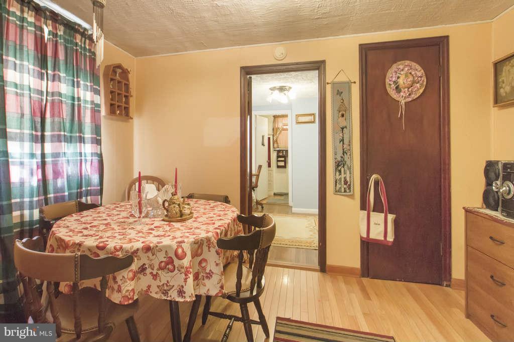 1313 Blue Mt Road Monkton, MD 21111 - Photo 15 of 25 Dining Room