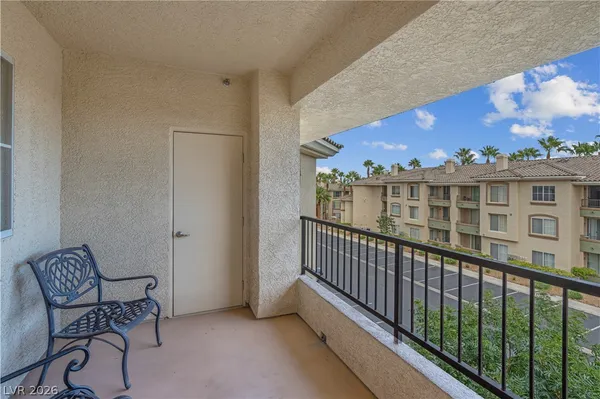 $275,000 | 7147 South Durango Drive, Unit 309, Las Vegas, NV 89113