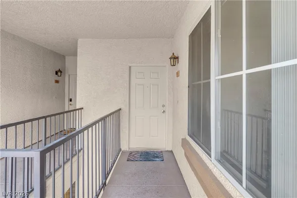 $275,000 | 7147 South Durango Drive, Unit 309, Las Vegas, NV 89113
