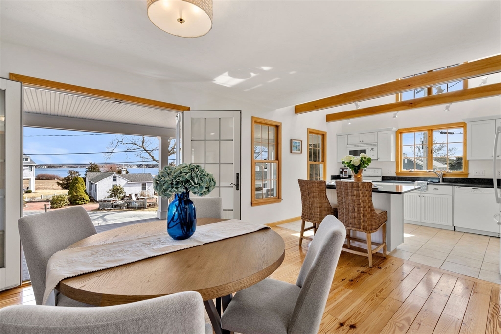 135 Leeward Road Bourne, MA 02532 - Photo 10 of 31