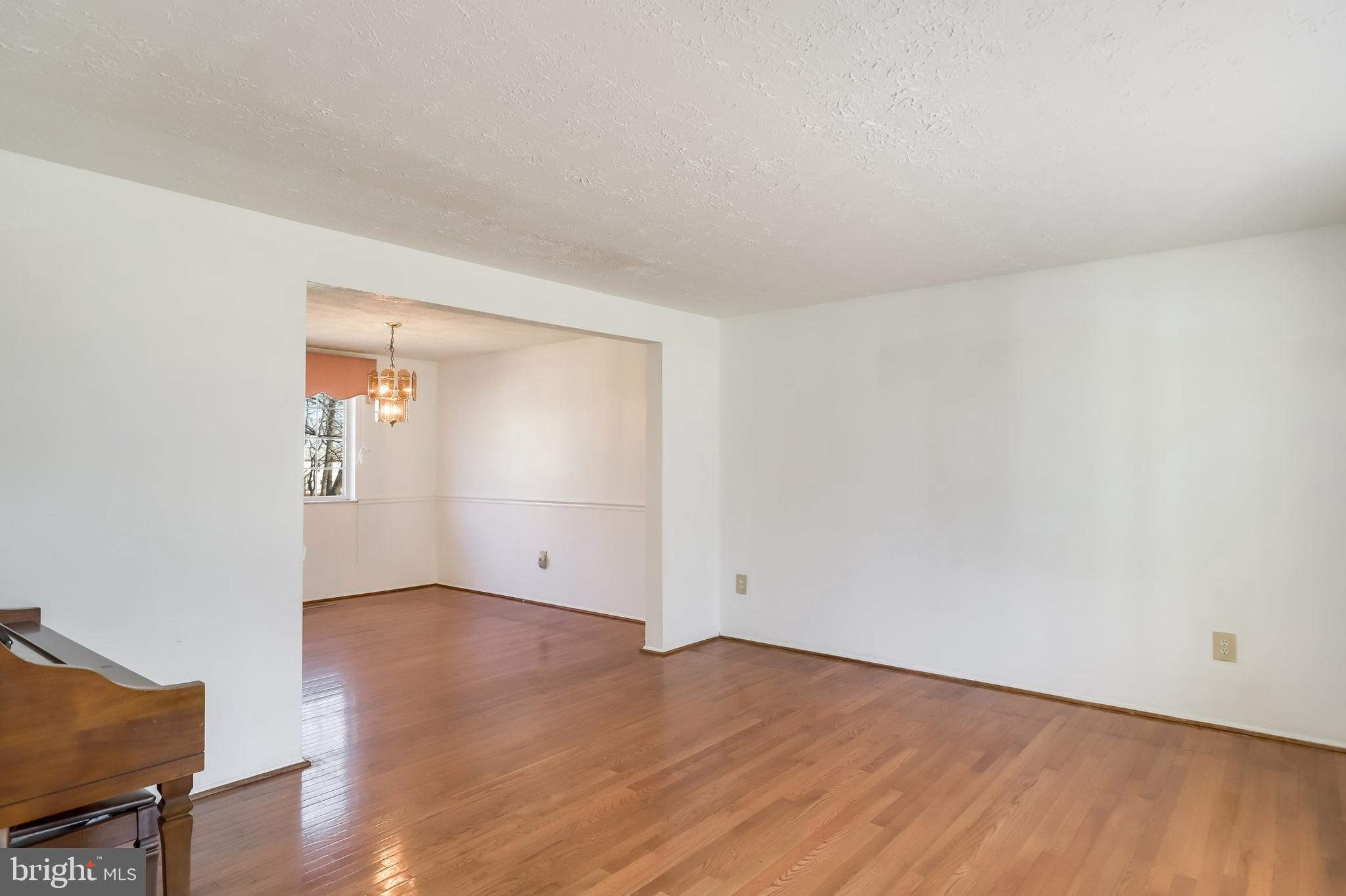 9202 Briarchip Street Laurel, MD 20708 - Photo 5 of 47 Gallery Image 5