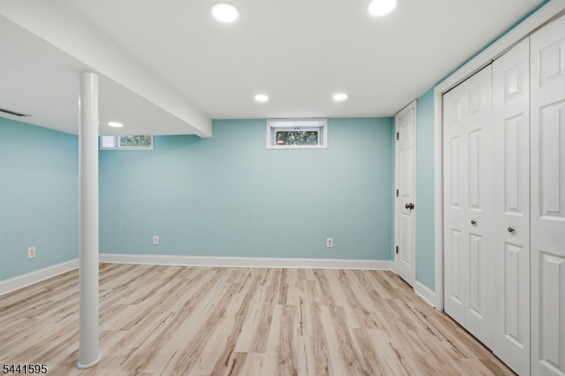 52 Hamilton Street Madison, NJ 07940 - Photo 23 of 34