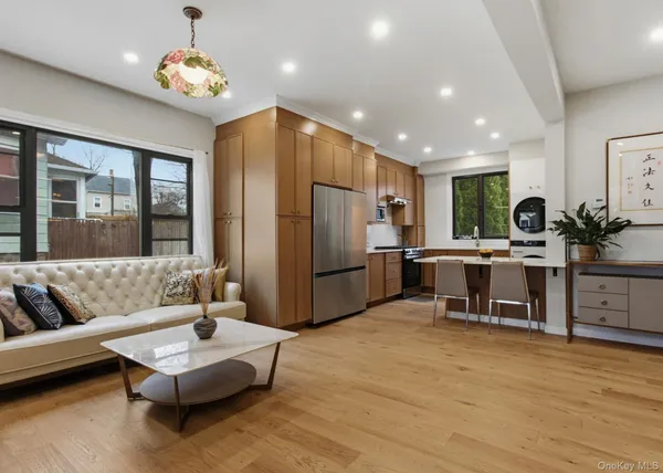 $1,198,800 | 423 Halstead Avenue, Mamaroneck, NY 10543