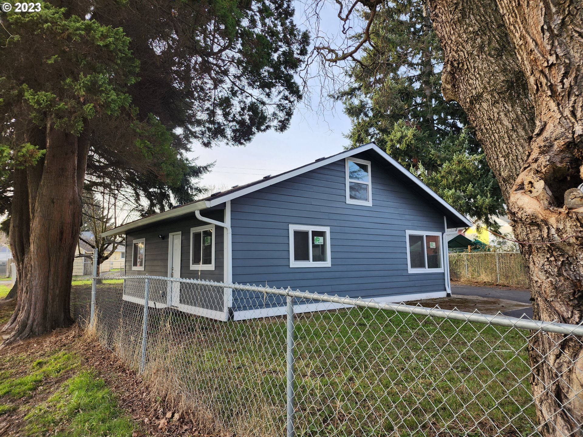 307 Oregon Way Longview, WA 98632 - Photo 6 of 20 Gallery Image 6