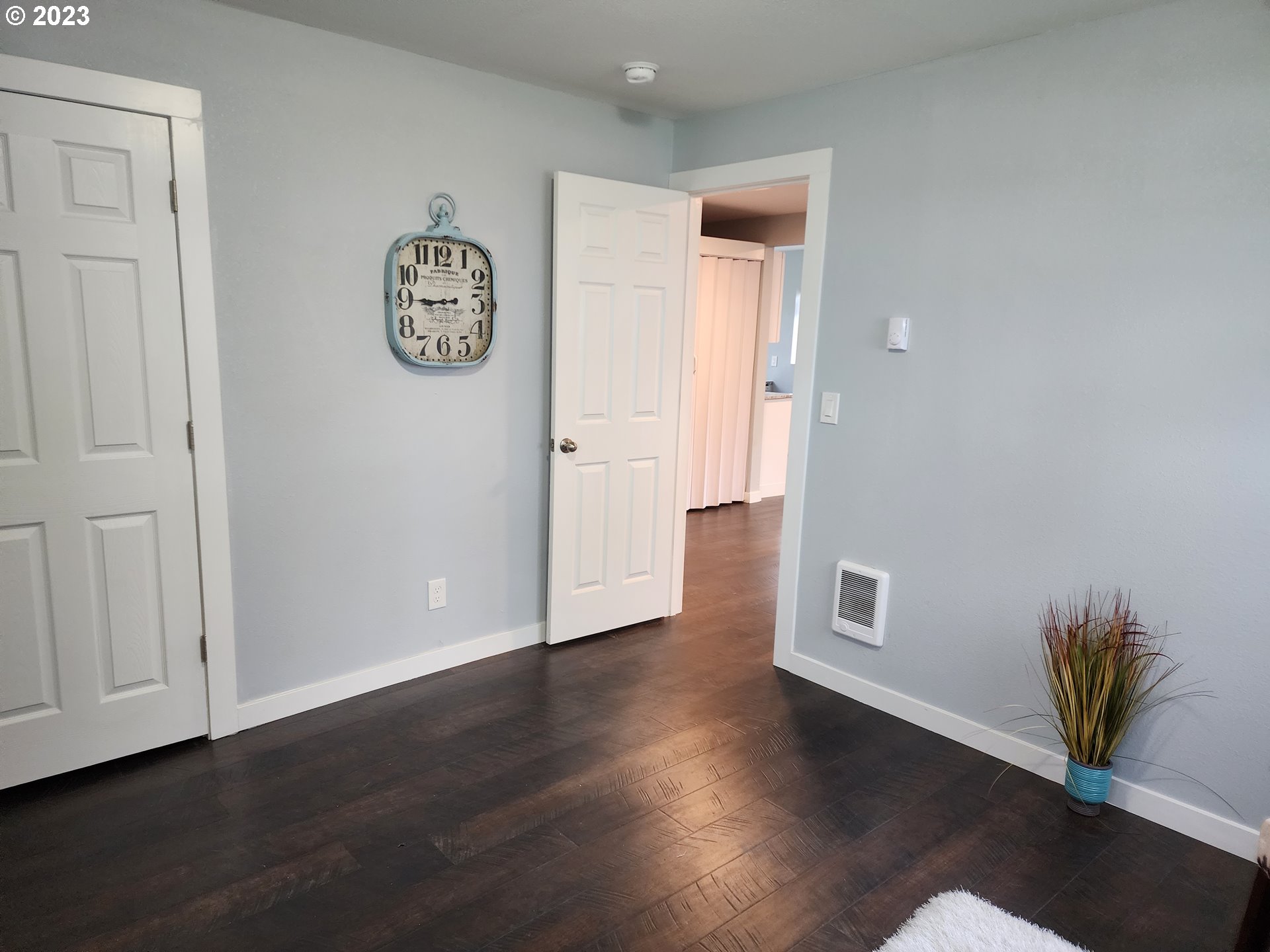 307 Oregon Way Longview, WA 98632 - Photo 8 of 20 Gallery Image 8