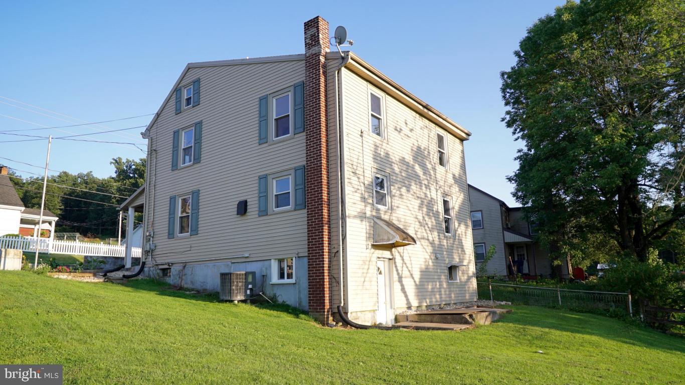 789 Reinholds Road Denver, PA 17517 - Photo 4 of 19
