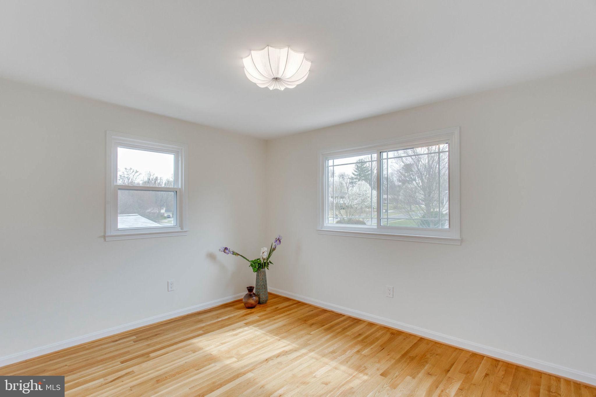 6902 Spur Road Springfield, VA 22153 - Photo 18 of 46 Bedroom 1