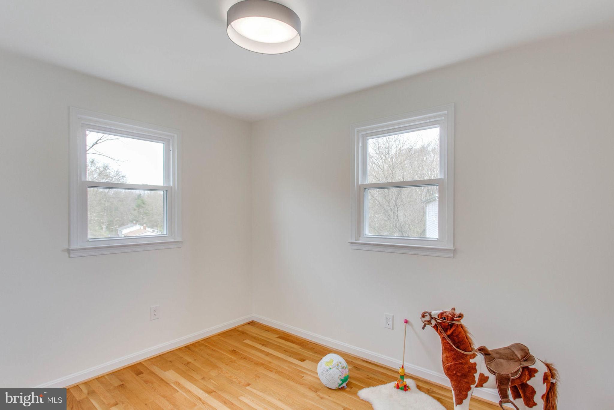 6902 Spur Road Springfield, VA 22153 - Photo 19 of 46 Bedroom 2