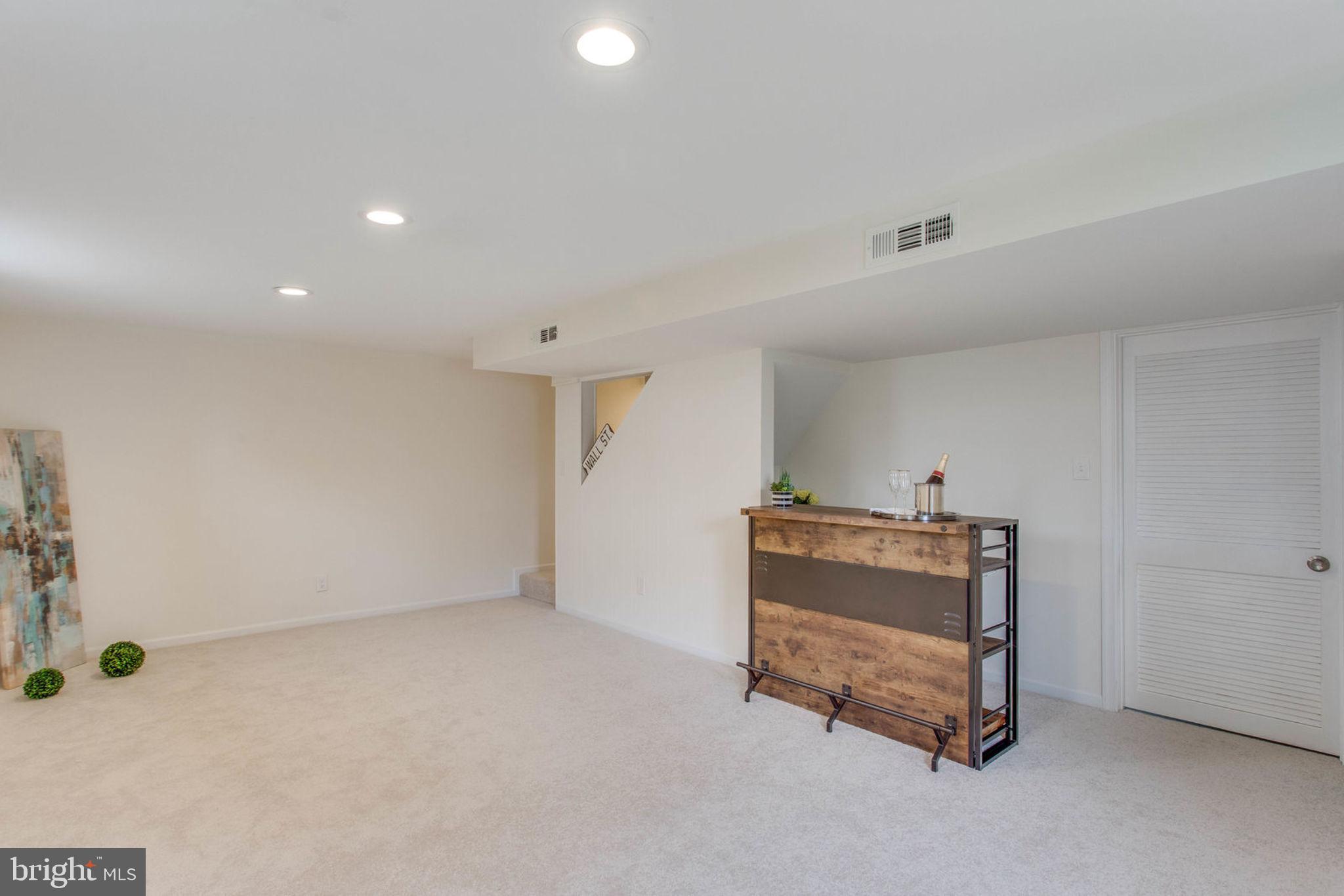 6902 Spur Road Springfield, VA 22153 - Photo 34 of 46 Lower Level Bar