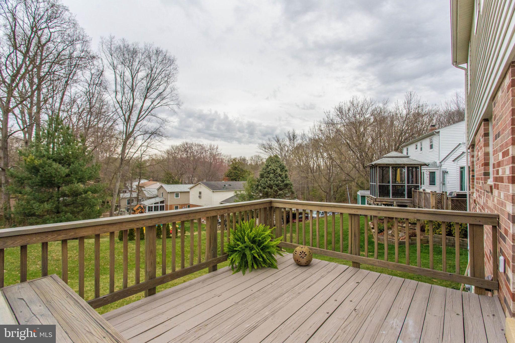 6902 Spur Road Springfield, VA 22153 - Photo 42 of 46 Deck