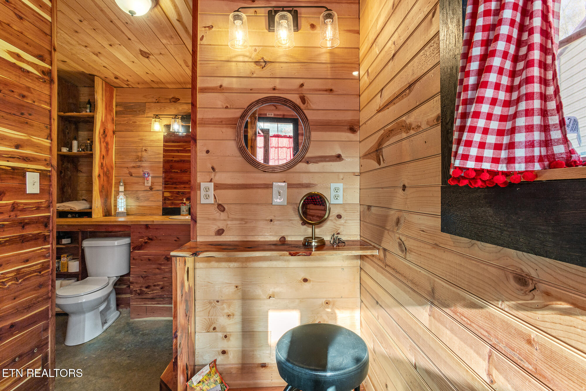 365 County Road 38 Riceville, TN 37370 - Photo 11 of 30 365