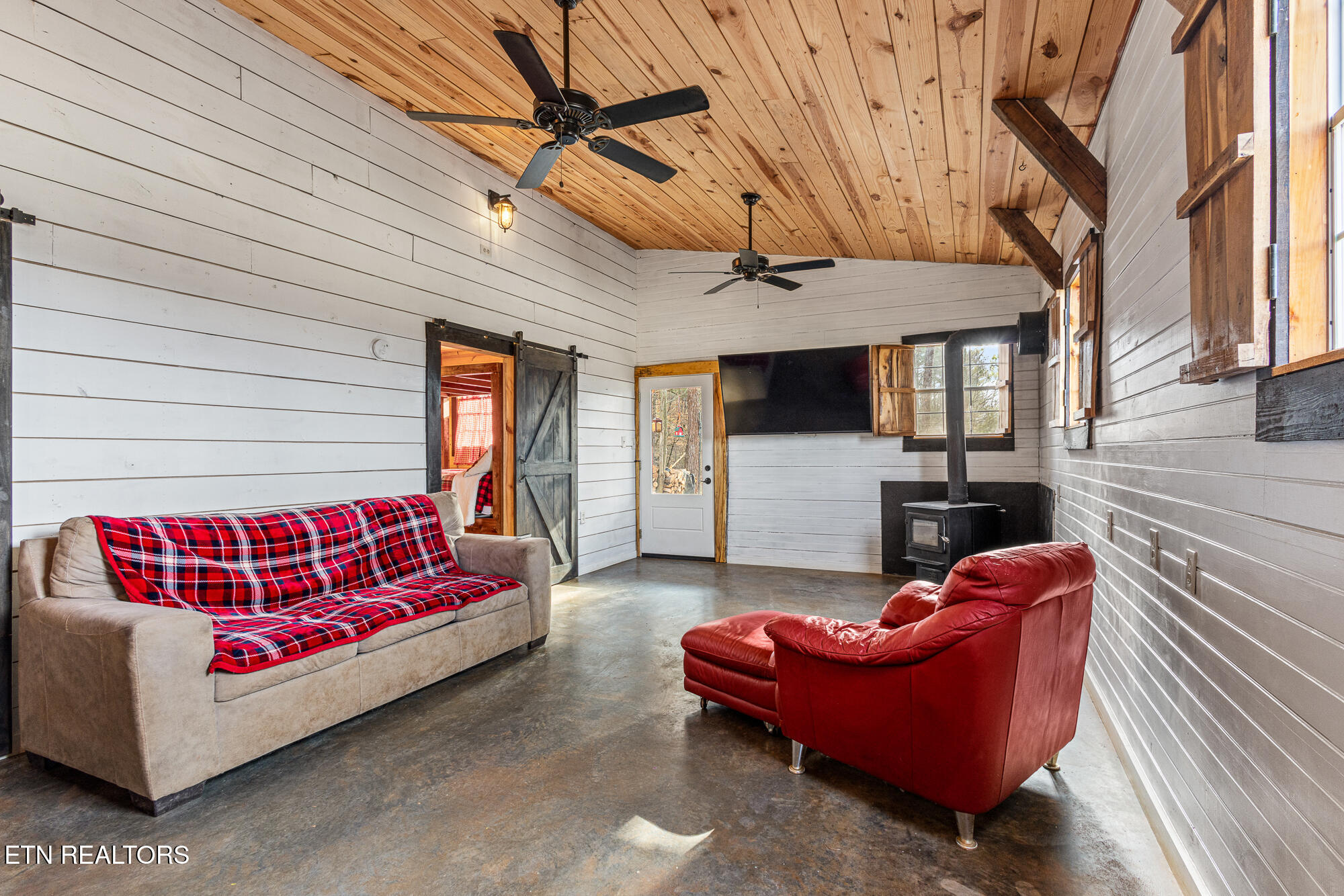 365 County Road 38 Riceville, TN 37370 - Photo 4 of 30 365