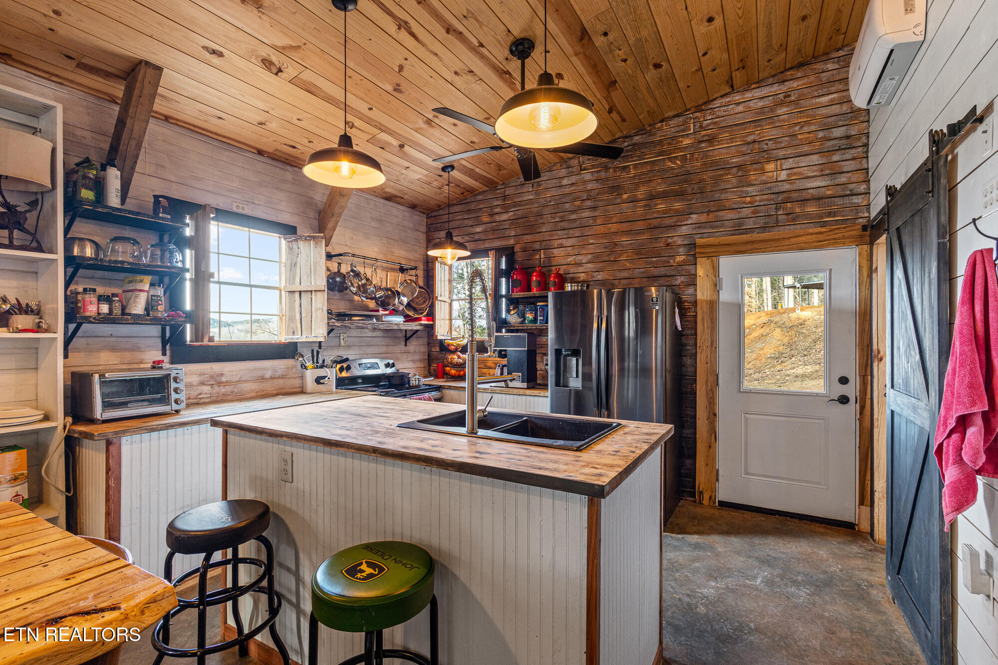 365 County Road 38 Riceville, TN 37370 - Photo 7 of 33 365