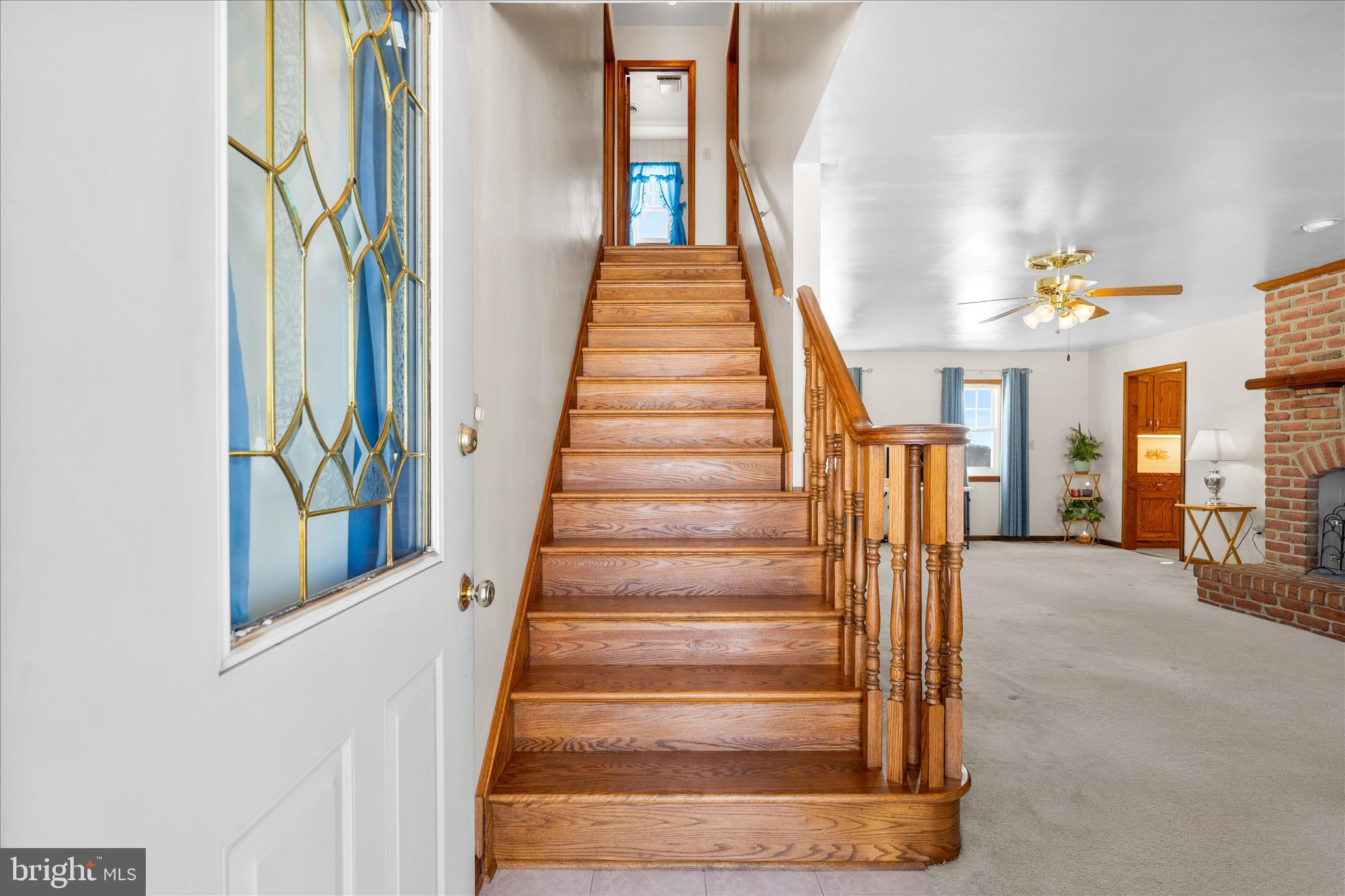 11997 Cregger Road Keymar, MD 21757 - Photo 16 of 104 Wide Oak Staircase