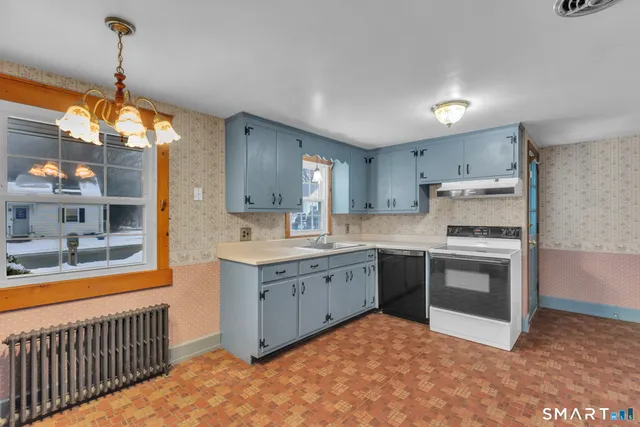 $250,000 | 8 Howard Drive, Windham, CT 06226