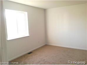 832 Golf Ridge Circle Dundee, MI 48131 - Photo 19 of 19 Callaway bed1 - Copy.jpg