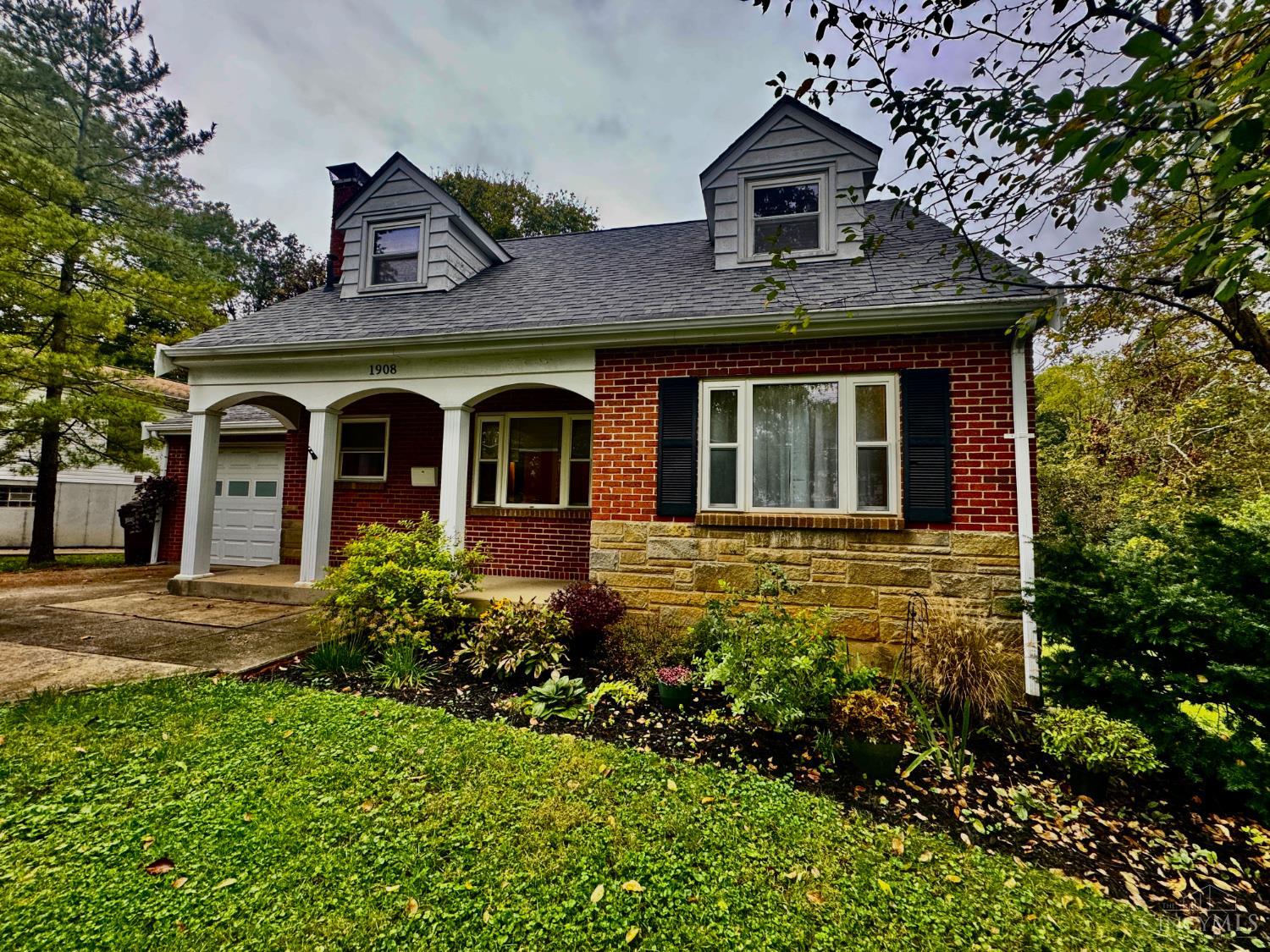 1908 Adams Road Cincinnati, OH 45231 - Photo 3 of 37 Gallery Image 3