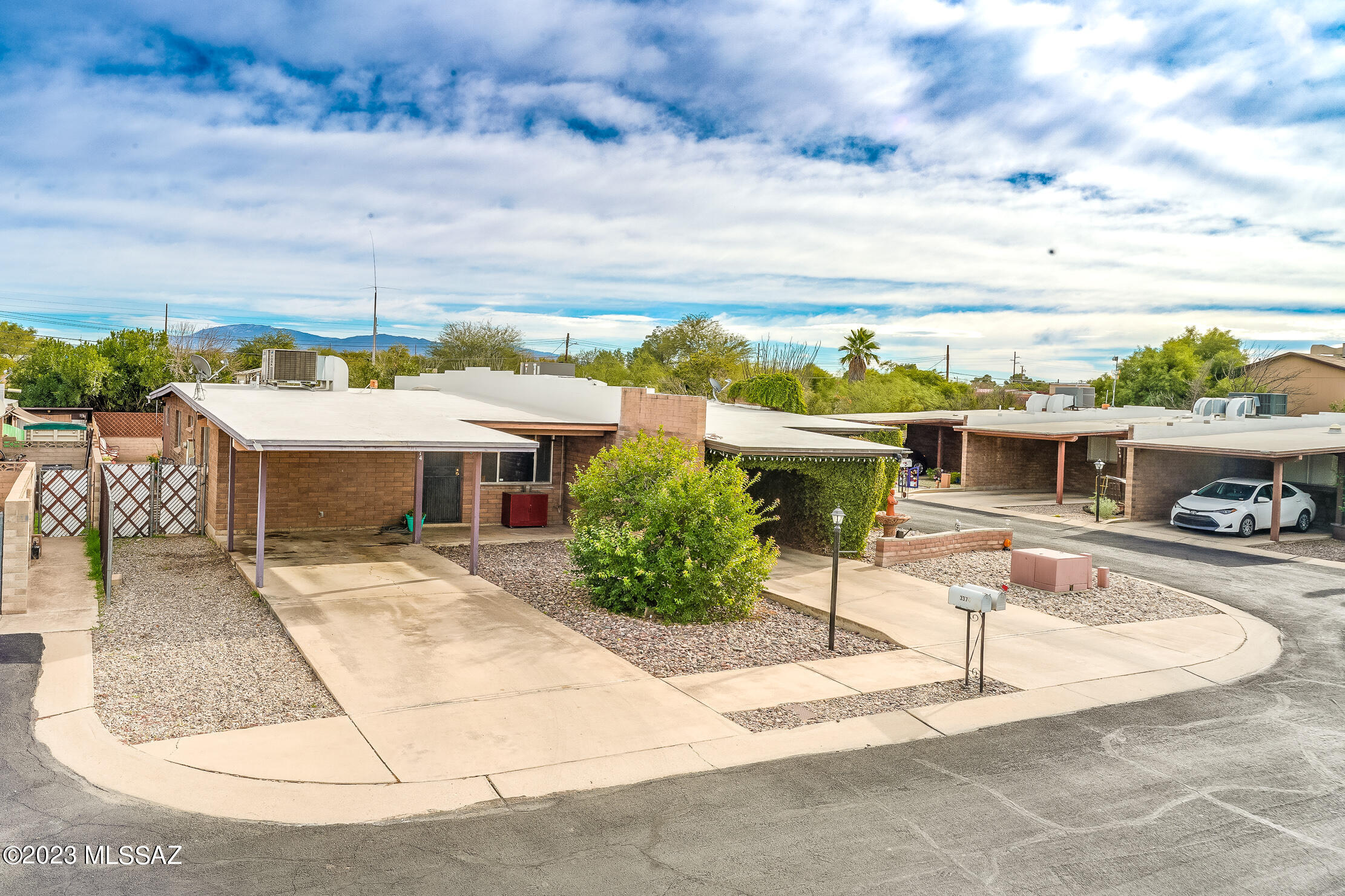 3374 East Fort Lowell Road Tucson, AZ 85716 - Photo 1 of 26 Gallery Image 1
