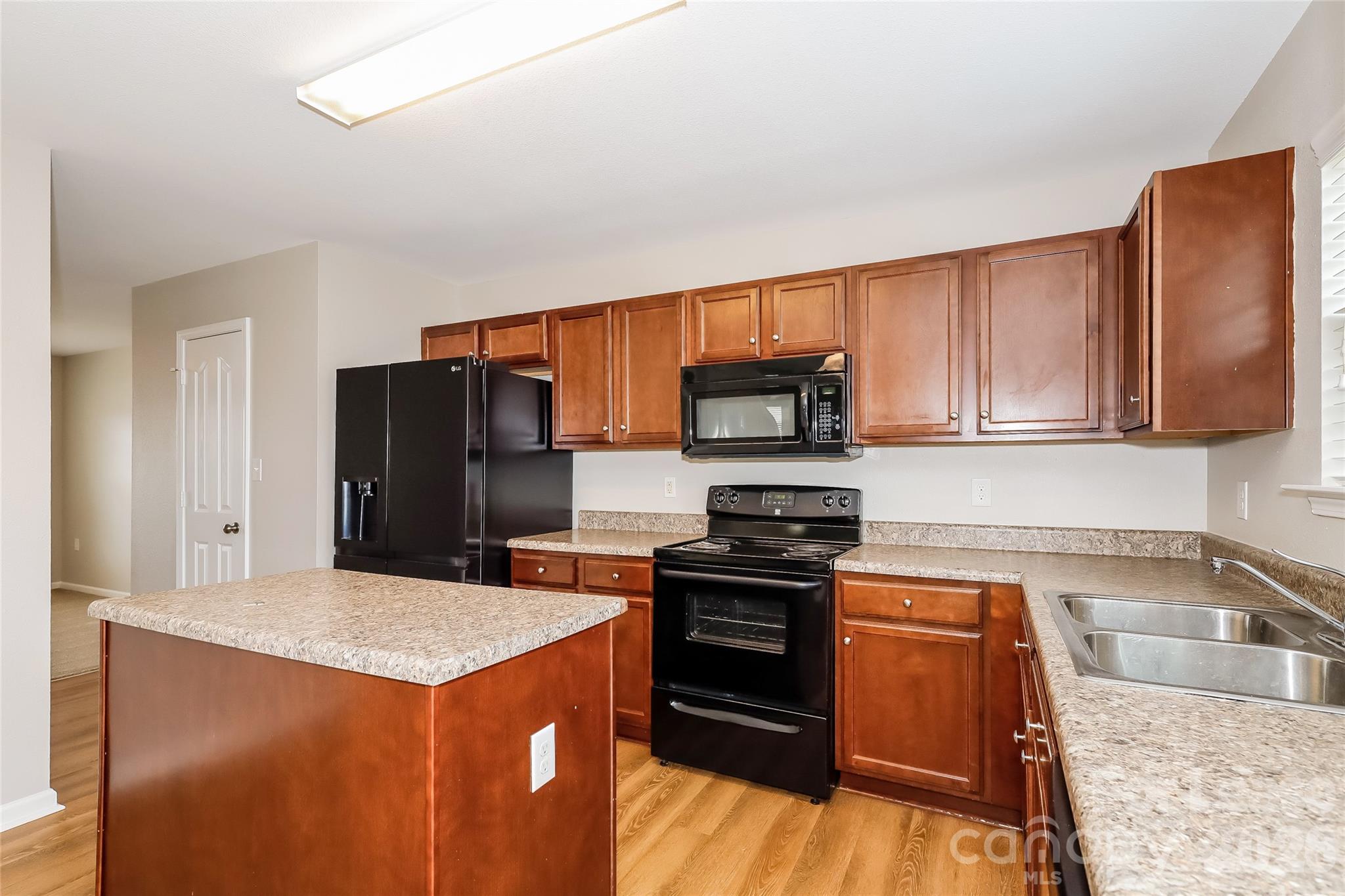 711 Waterlemon Way Monroe, NC 28110 - Photo 3 of 15