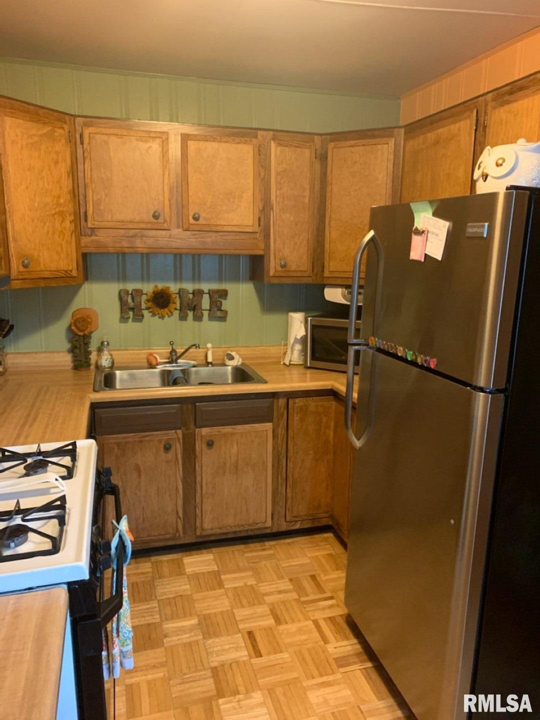 1928 North 20th Street Springfield, IL 62702 - Photo 5 of 20
