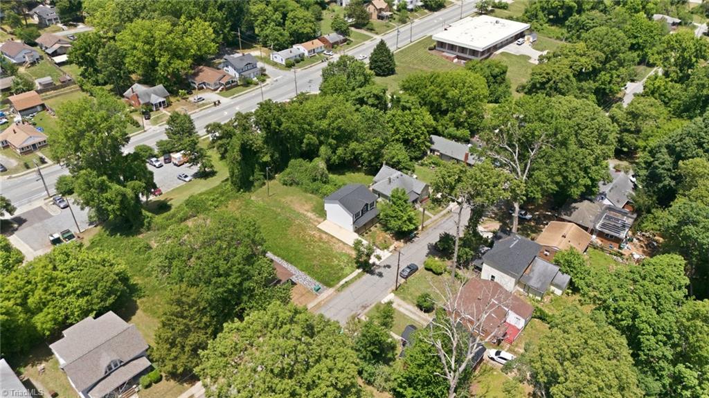 323 4th Street High Point, NC 27260 - Photo 5 of 33