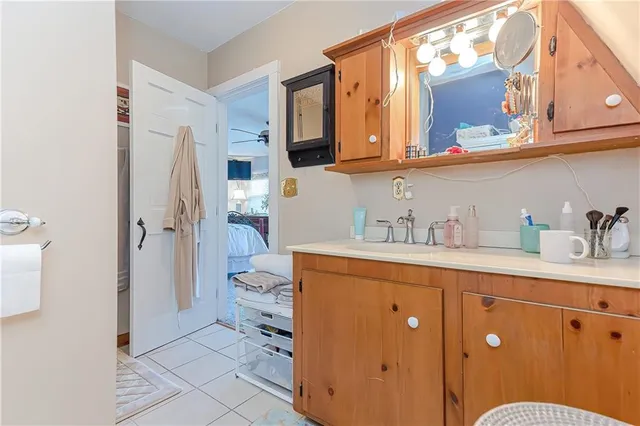 $3,500 | 35 Fales Road, Bristol, RI 02809