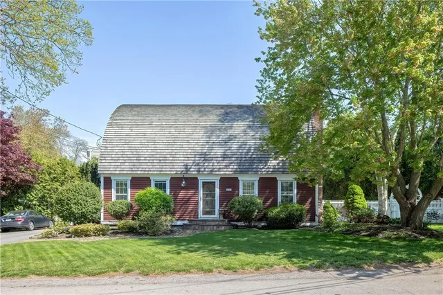 $3,500 | 35 Fales Road, Bristol, RI 02809