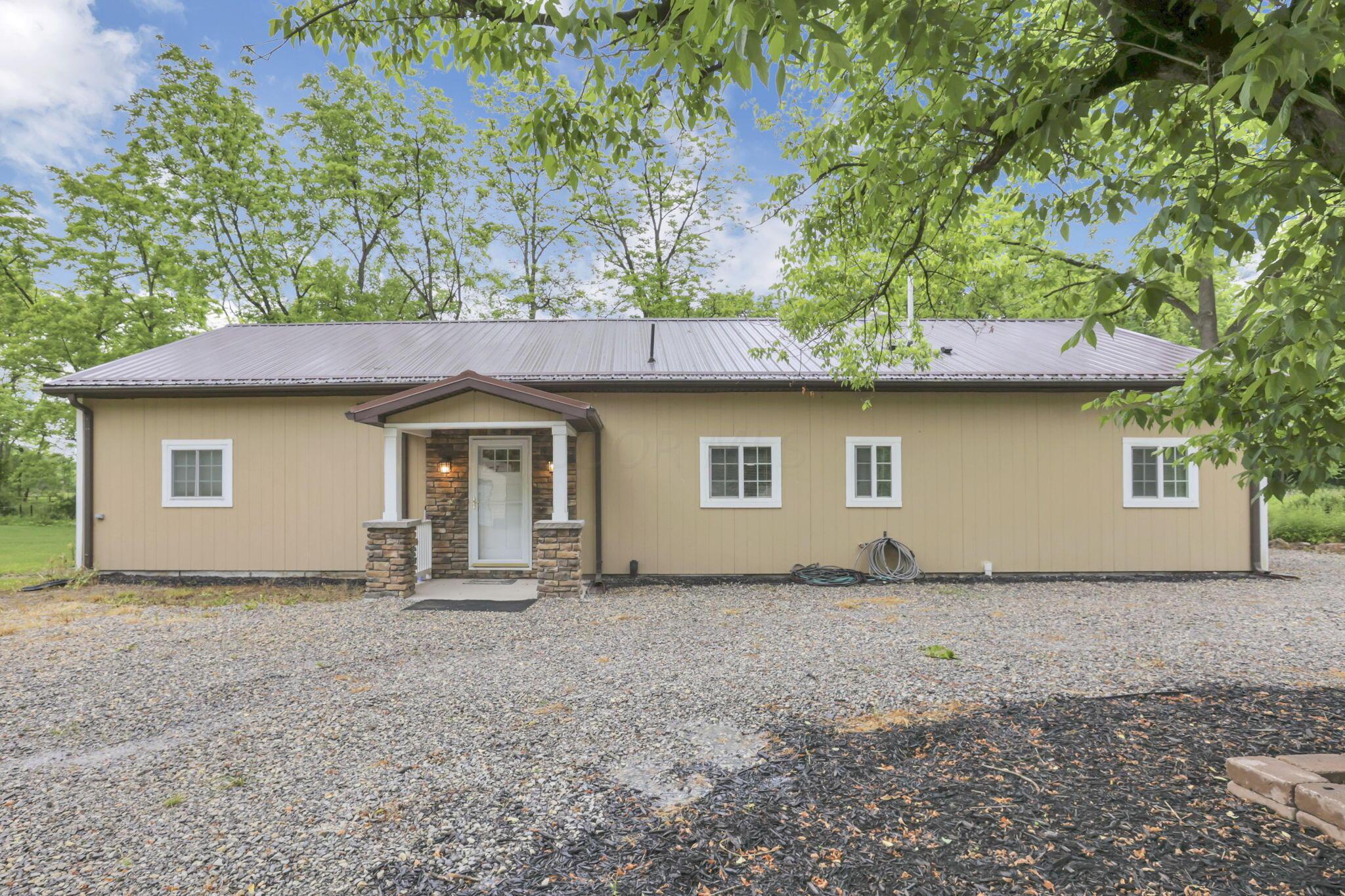 77000 Busby Road Cadiz, OH 43907 - Photo 2 of 47 1B-web-or-mls-0V3A8435 - Copy