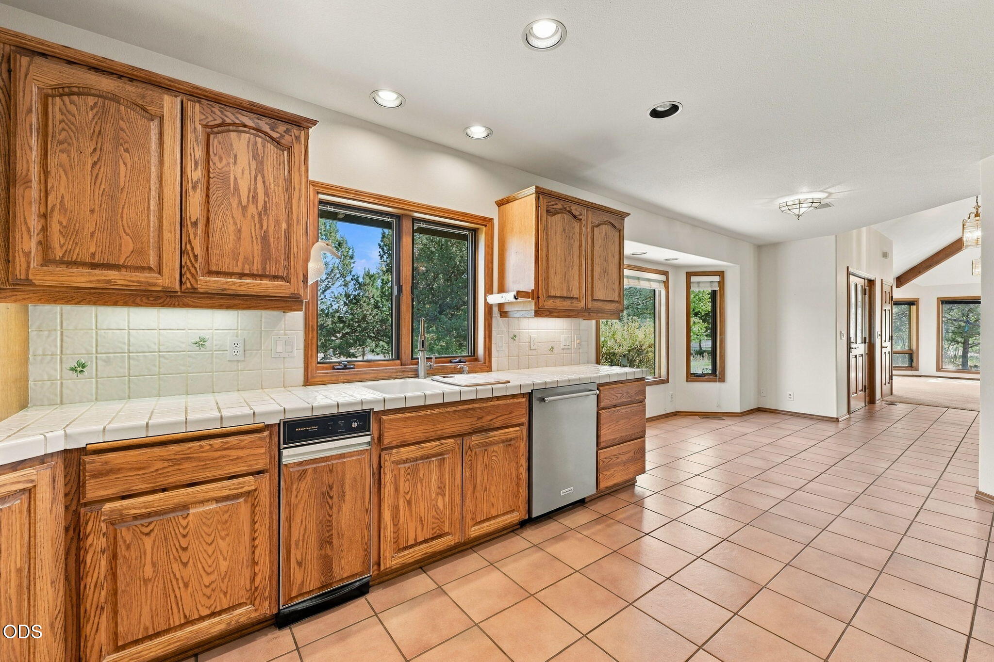 61330 Larsen Road Bend, OR 97702 - Photo 15 of 62 Gallery Image 15