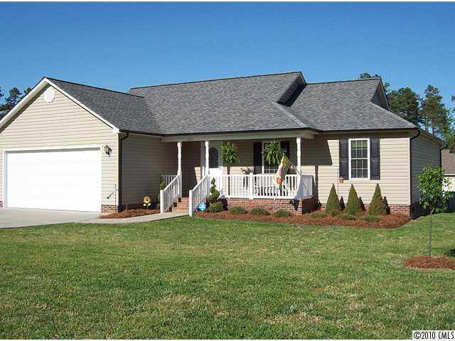 1601 Riverview Road Lincolnton, NC 28092 - Photo 1 of 14 Gallery Image 1