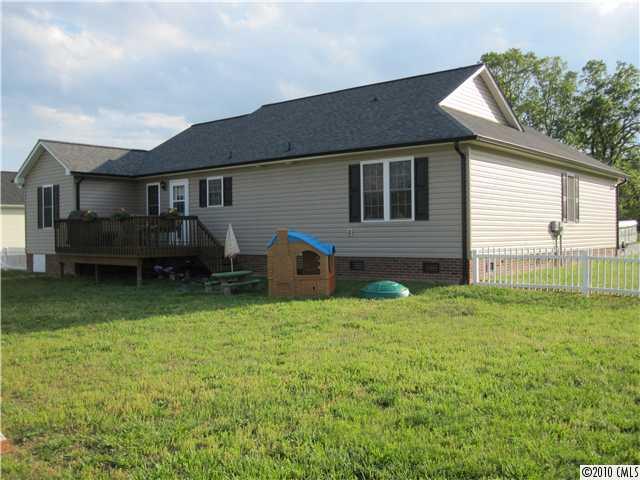 1601 Riverview Road Lincolnton, NC 28092 - Photo 2 of 14 Gallery Image 2