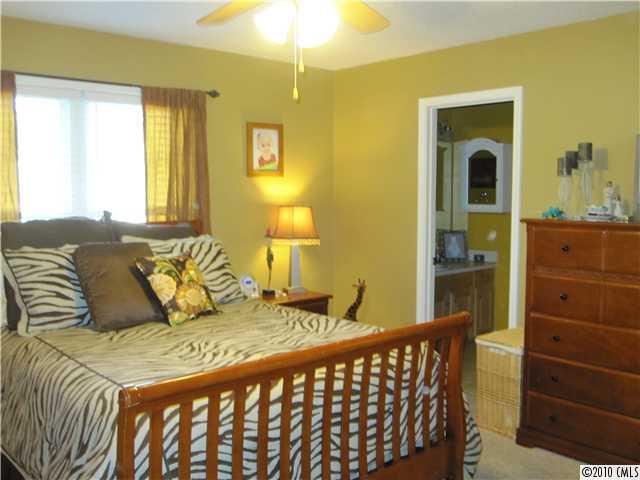 1601 Riverview Road Lincolnton, NC 28092 - Photo 12 of 14 Gallery Image 12