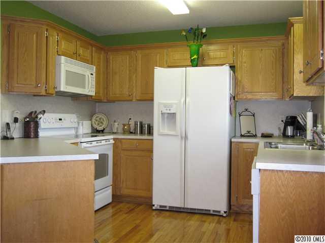 1601 Riverview Road Lincolnton, NC 28092 - Photo 7 of 14 Gallery Image 7