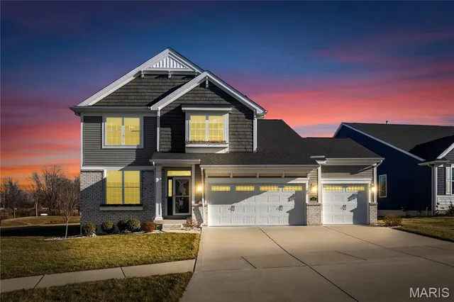 $675,000 | 145 Royal Inverness Parkway, Dardenne Prairie, MO 63368