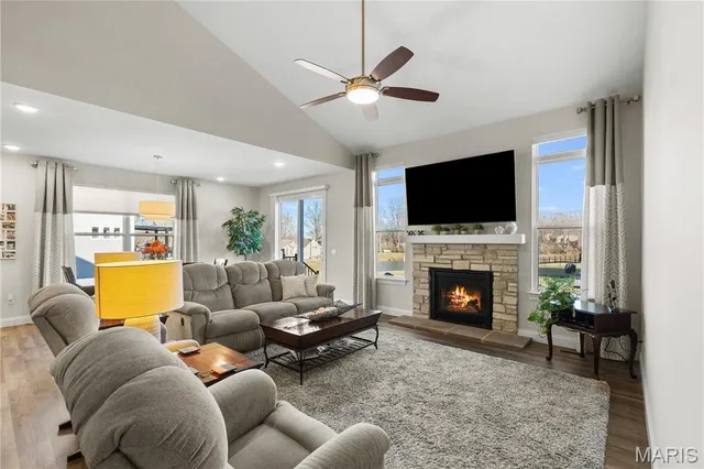 $675,000 | 145 Royal Inverness Parkway, Dardenne Prairie, MO 63368