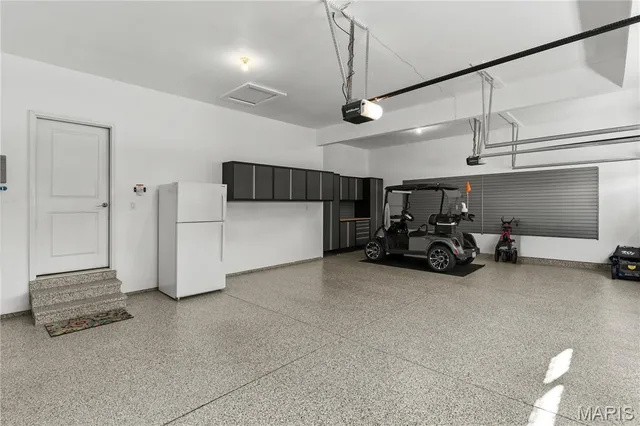 $675,000 | 145 Royal Inverness Parkway, Dardenne Prairie, MO 63368