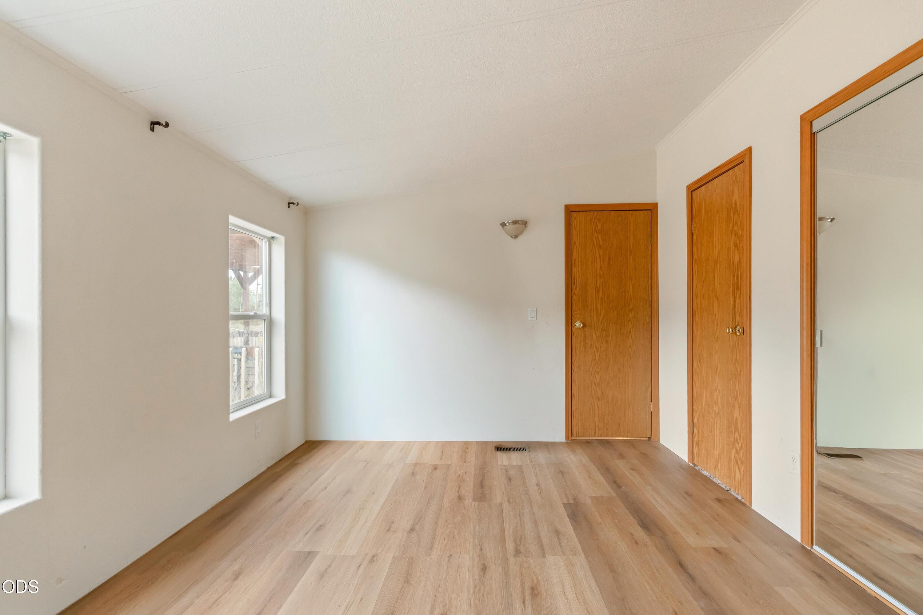 8204 Southwest Sand Ridge Road Terrebonne, OR 97760 - Photo 12 of 36 Gallery Image 12