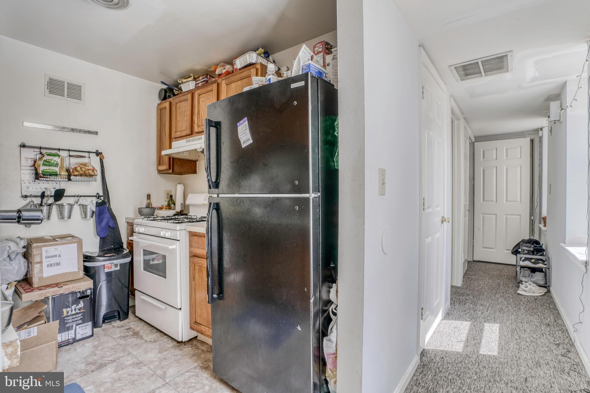 2017 East Baltimore Street Baltimore, MD 21231 - Photo 42 of 43 Upper level unit kitchen