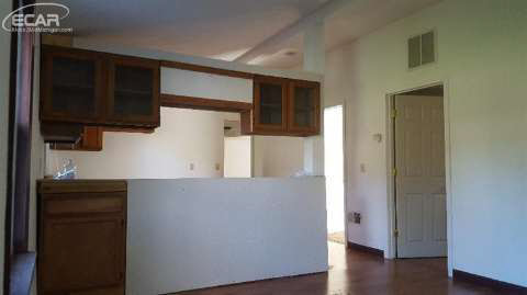 9195 Duffield Road Montrose, MI 48457 - Photo 7 of 13 20450773-6.JPG