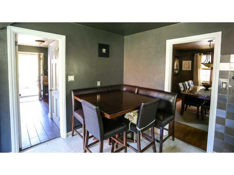 216 East Elmhurst Road Green Tree, PA 15220 - Photo 21 of 25 Kitchen.