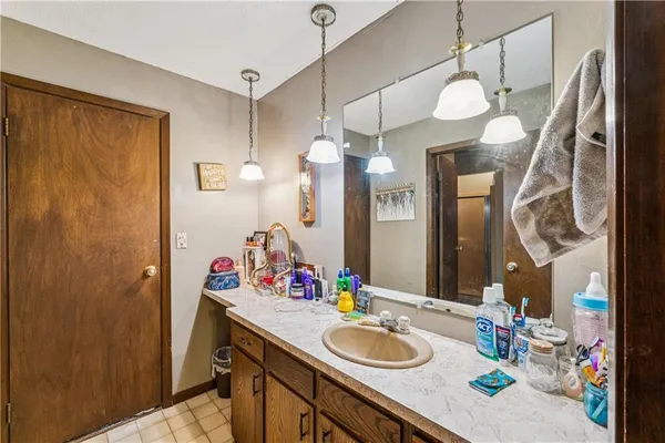 $199,000 | 1210 South Gordon Street, Concordia, MO 64020