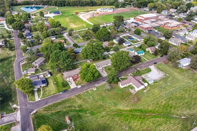 $207,000 | 1210 South Gordon Street, Concordia, MO 64020