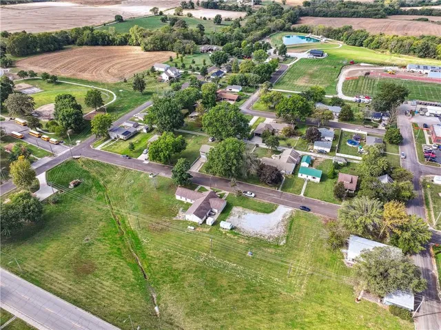 $207,000 | 1210 South Gordon Street, Concordia, MO 64020